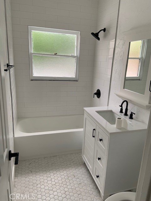 MLS #OC25178896 image #12