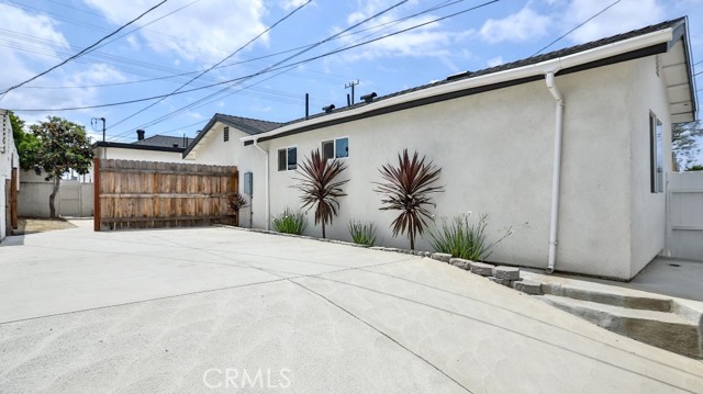 MLS #OC25178906 image #18