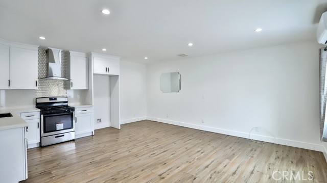 MLS #OC25178906 image #22