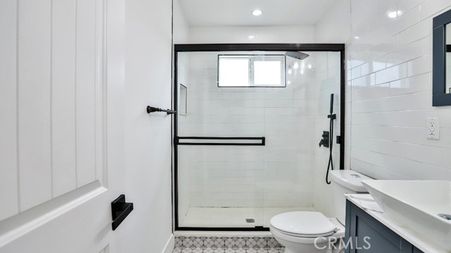 MLS #OC25178906 image #24