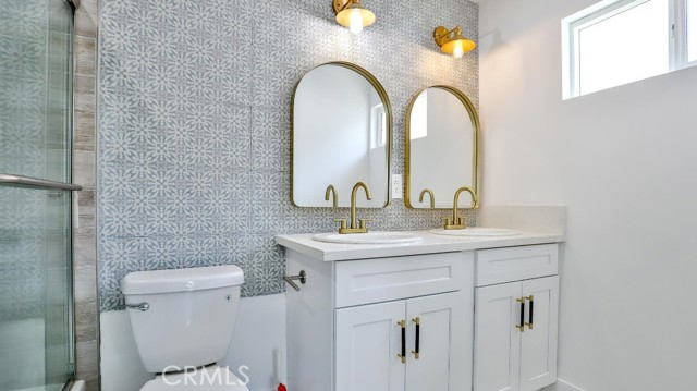 MLS #OC25178906 image #28