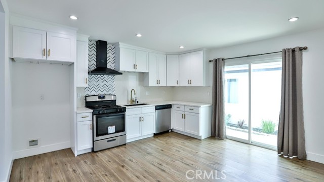 MLS #OC25178906 image #5