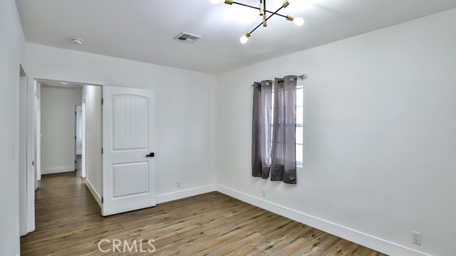 MLS #OC25178906 image #6