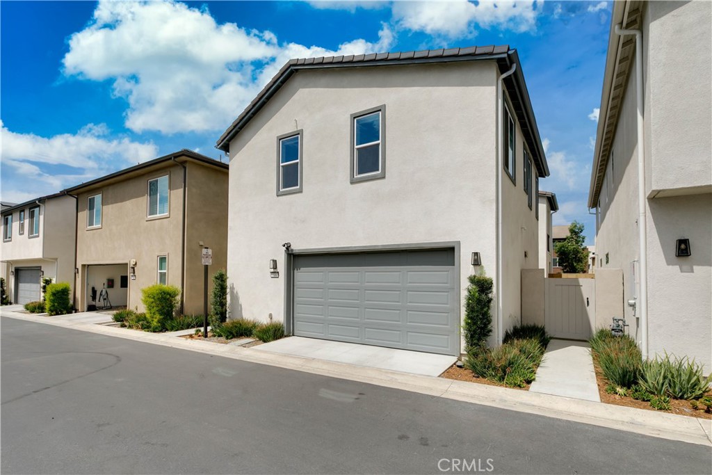 MLS #OC25179092 image #30