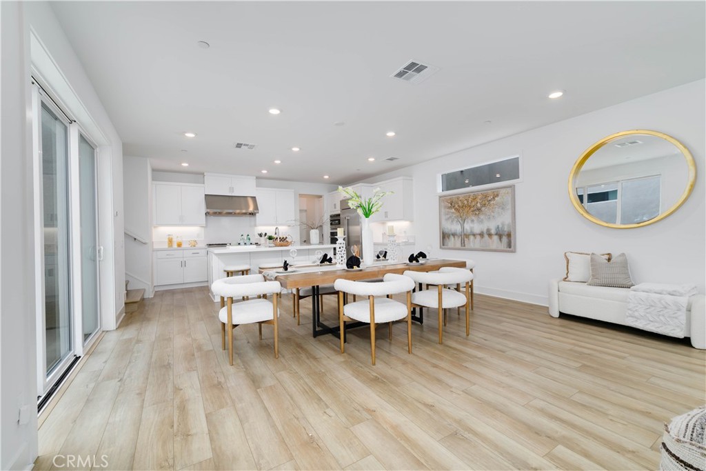 MLS #OC25179092 image #7