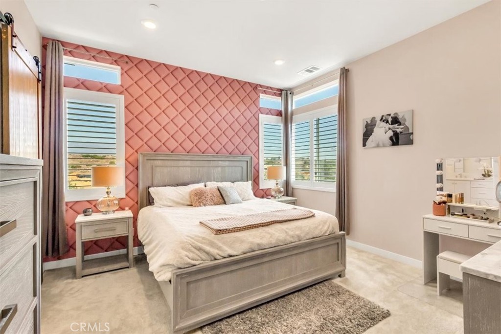 MLS #OC25179205 image #21