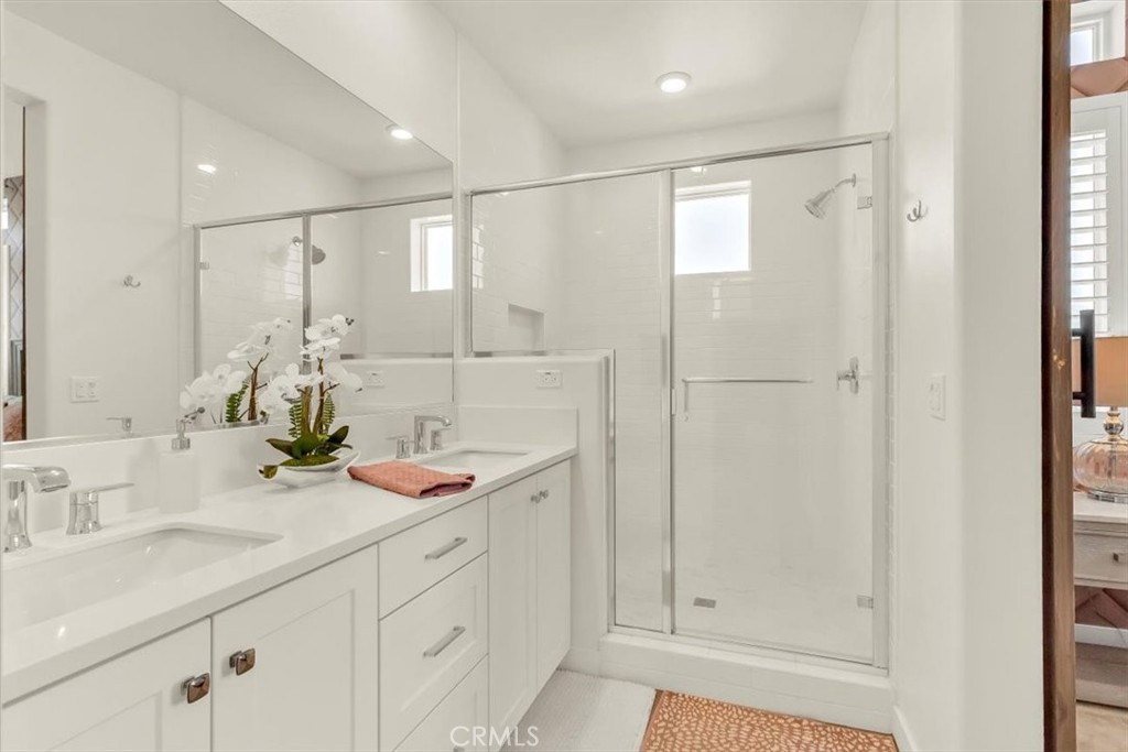 MLS #OC25179205 image #22