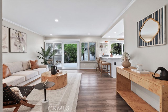 MLS #OC25179314 image #0