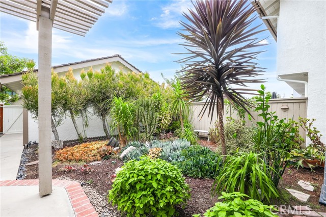 MLS #OC25179314 image #35