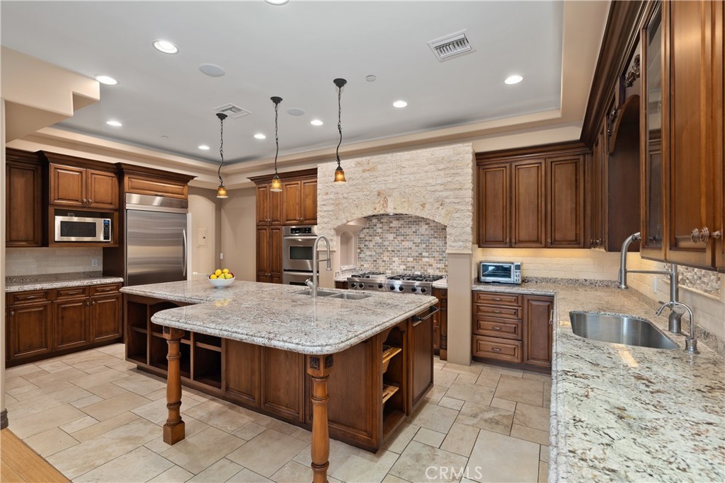 MLS #OC25179477 image #14