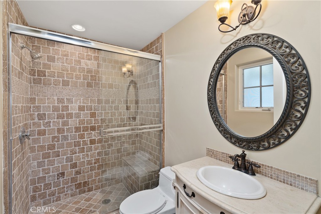 MLS #OC25179477 image #27