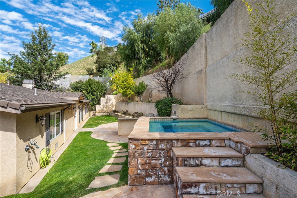 MLS #OC25179477 image #40