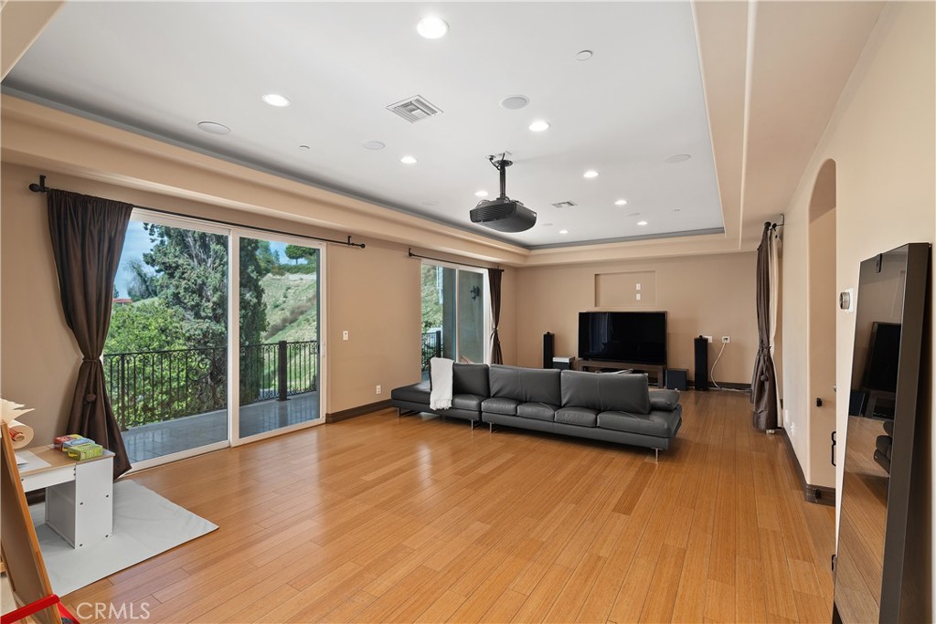 MLS #OC25179477 image #5