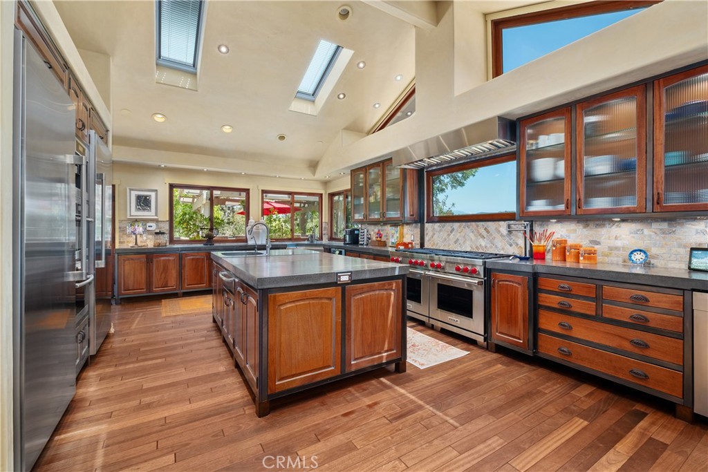 MLS #OC25179557 image #19