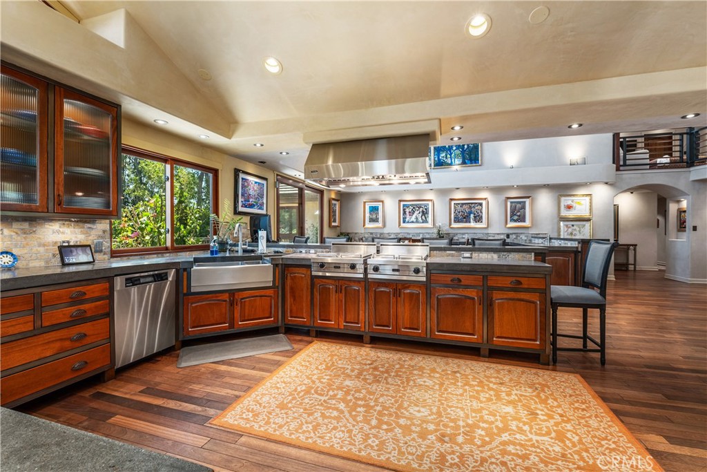 MLS #OC25179557 image #23