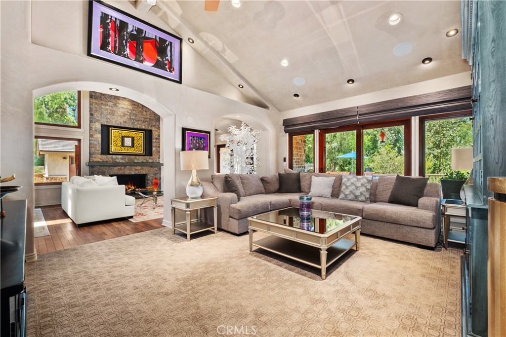 MLS #OC25179557 image #26