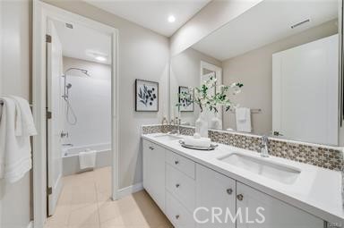 MLS #OC25179604 image #17