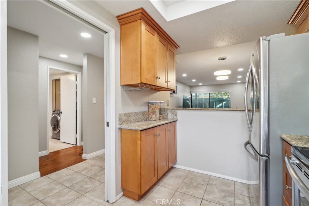 MLS #OC25179659 image #4