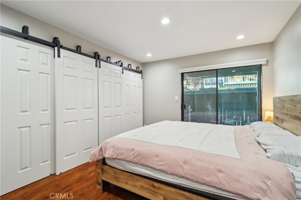 MLS #OC25179659 image #9