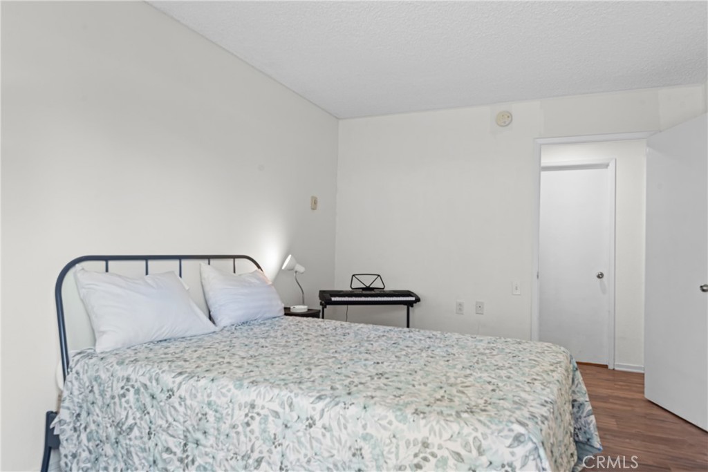 MLS #OC25179693 image #18