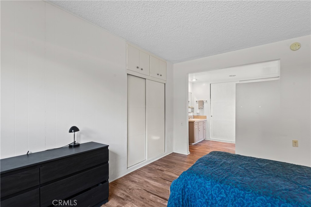 MLS #OC25179693 image #23