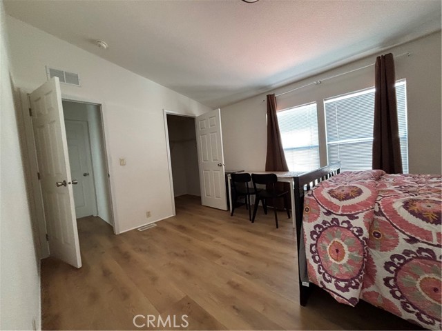 MLS #OC25179781 image #7