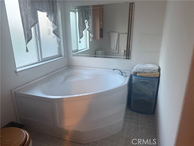 MLS #OC25179781 image #9