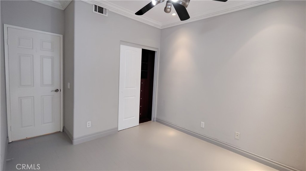 MLS #OC25179826 image #14