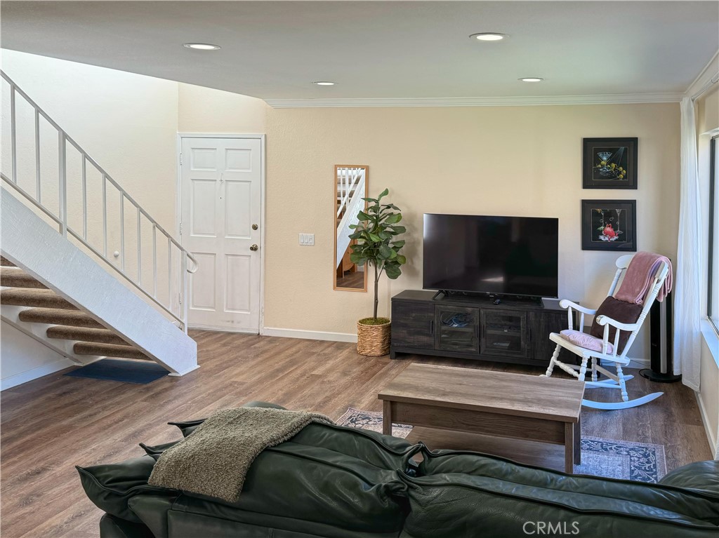 MLS #OC25179836 image #10