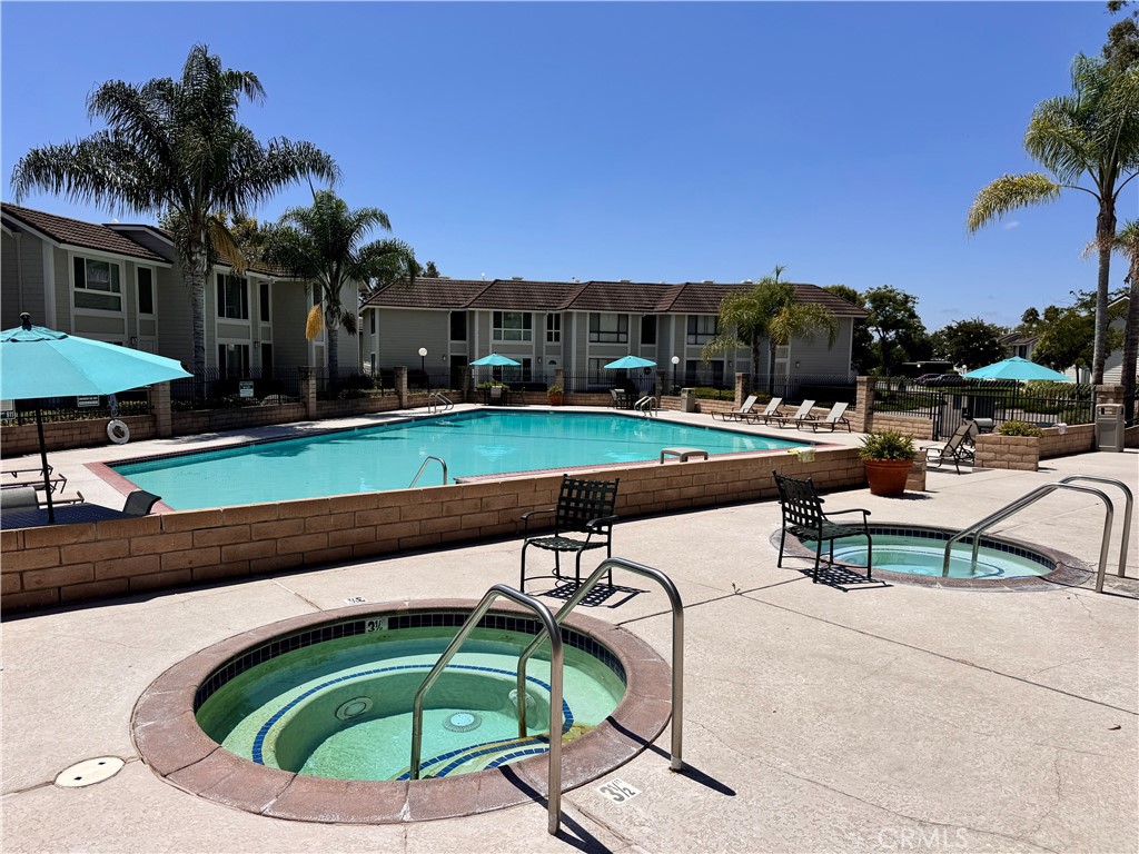 MLS #OC25179836 image #15