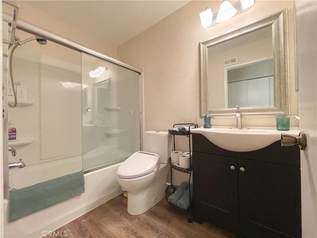 MLS #OC25179836 image #2