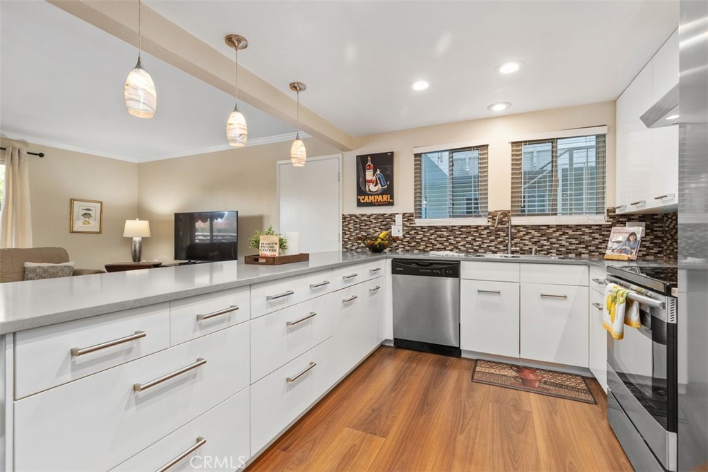 MLS #OC25179913 image #12