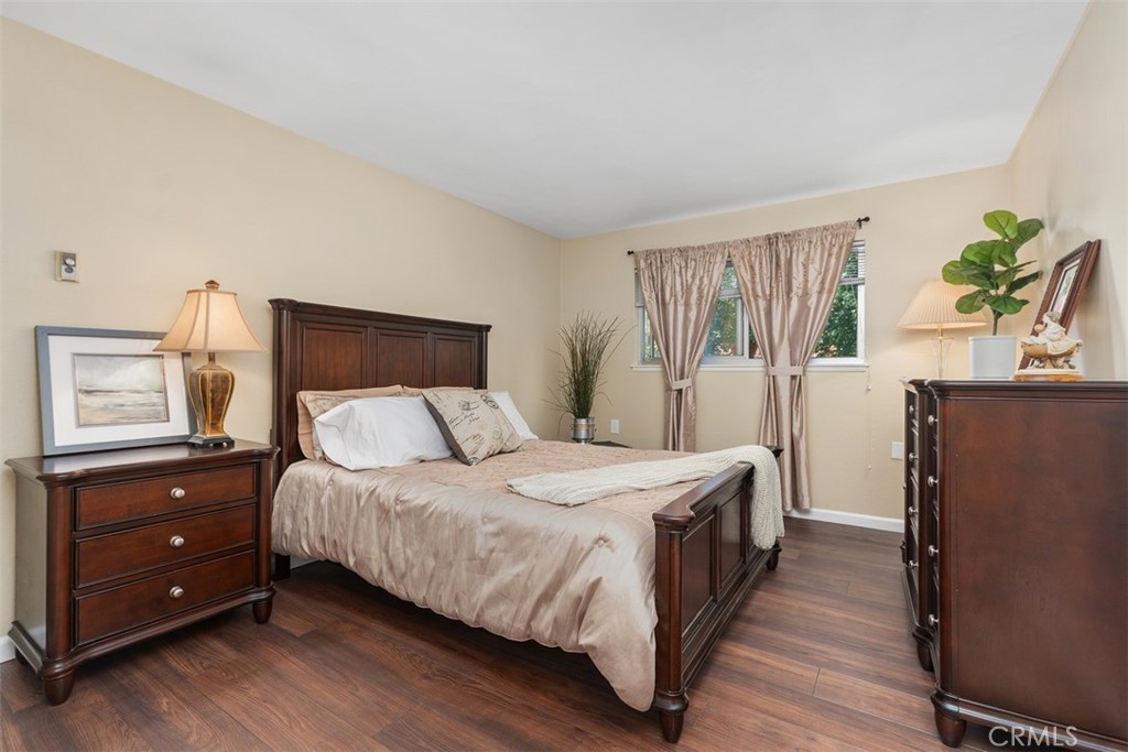 MLS #OC25179913 image #17