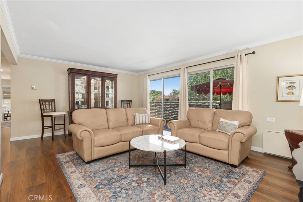 MLS #OC25179913 image #3