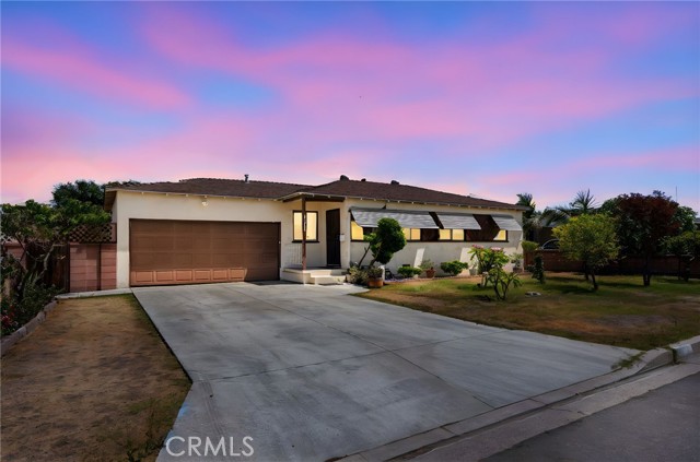 MLS #OC25180002 image #0