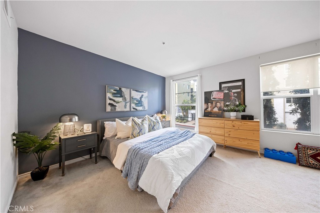 MLS #OC25180107 image #12