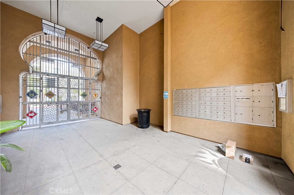 MLS #OC25180107 image #26