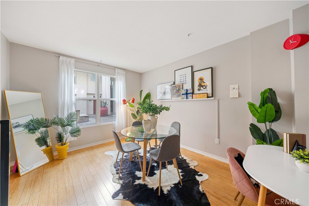 MLS #OC25180107 image #9