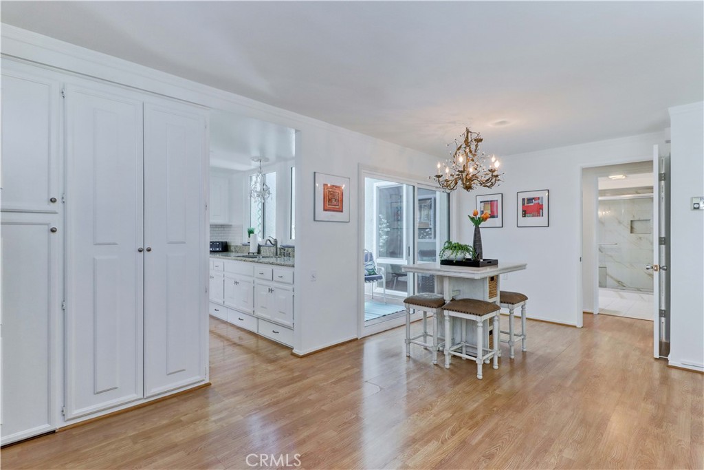 MLS #OC25180319 image #12