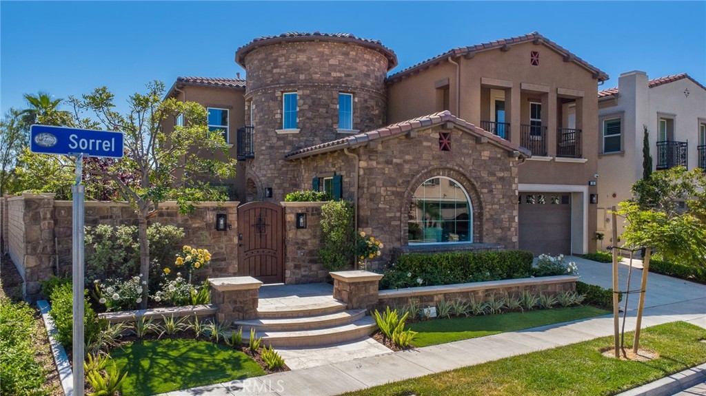 MLS #OC25180502 image #0