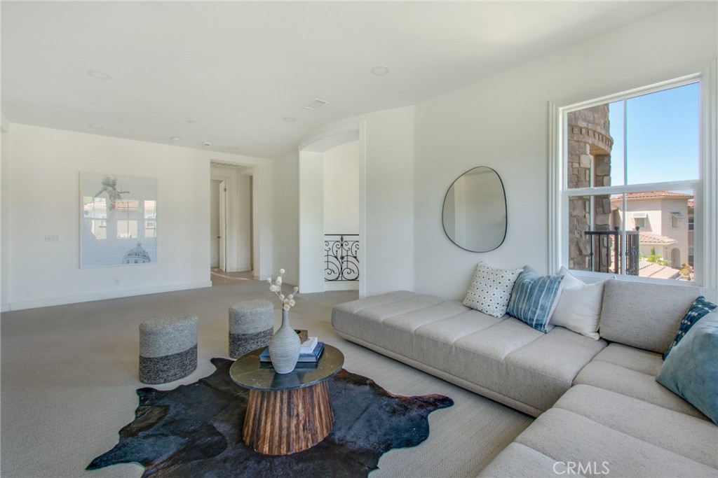 MLS #OC25180502 image #19