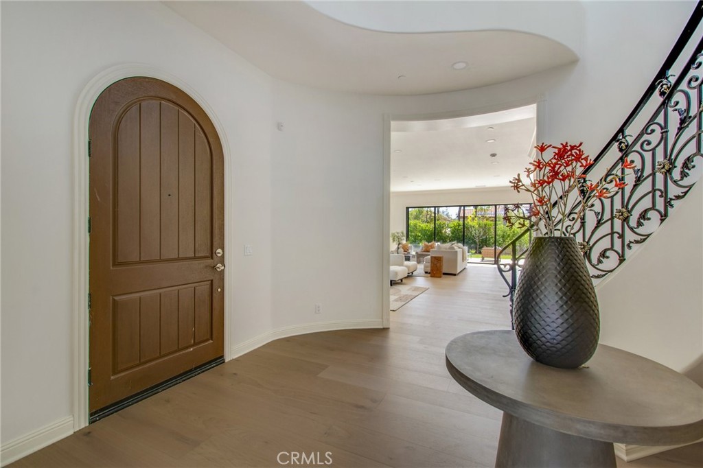 MLS #OC25180502 image #3