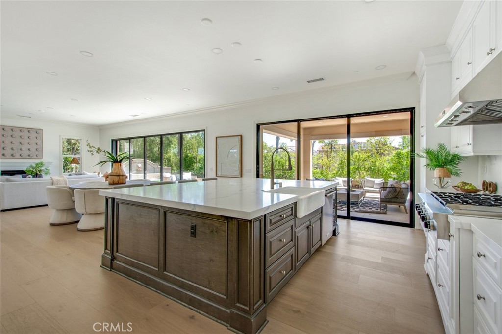 MLS #OC25180502 image #8