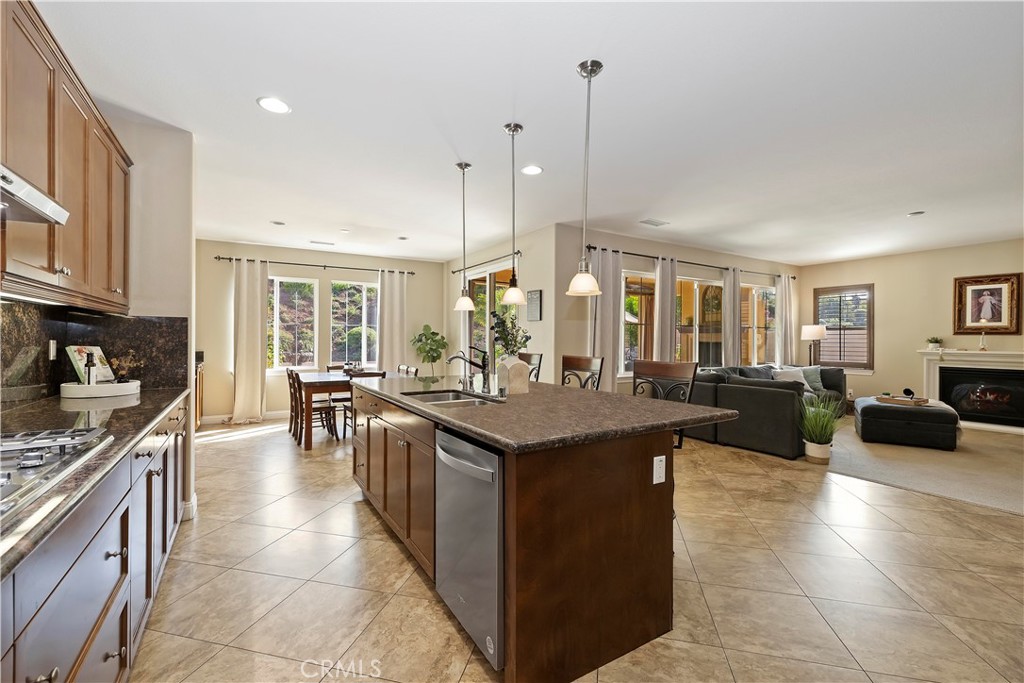 MLS #OC25180600 image #12