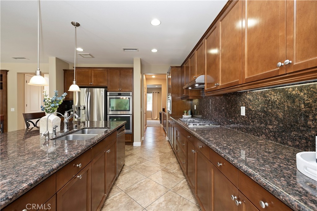 MLS #OC25180600 image #13