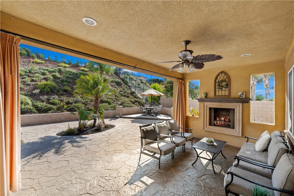 MLS #OC25180600 image #2