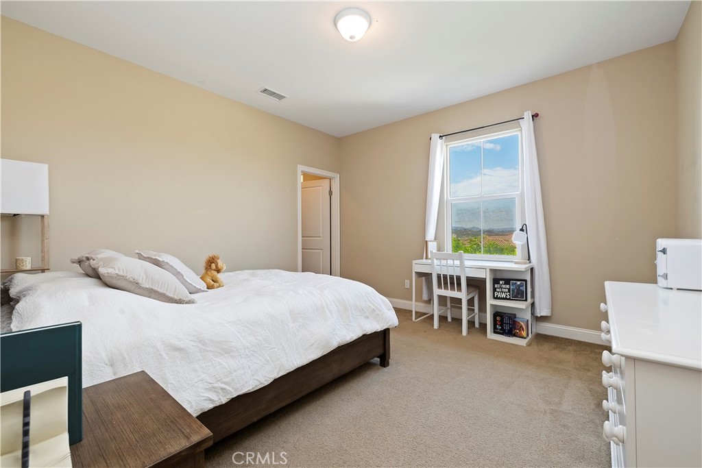 MLS #OC25180600 image #28