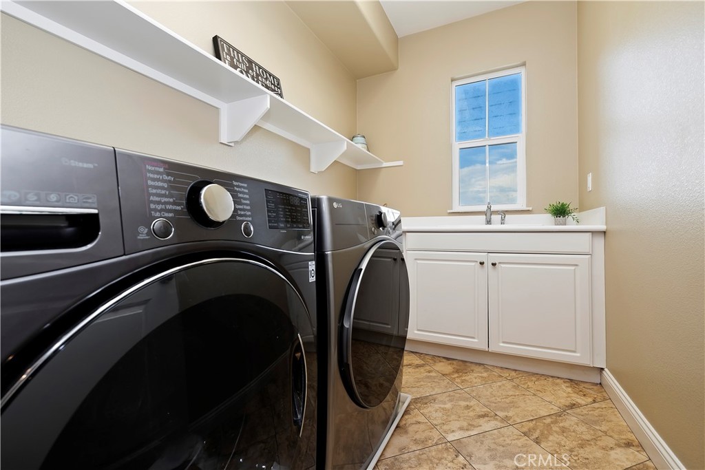 MLS #OC25180600 image #29