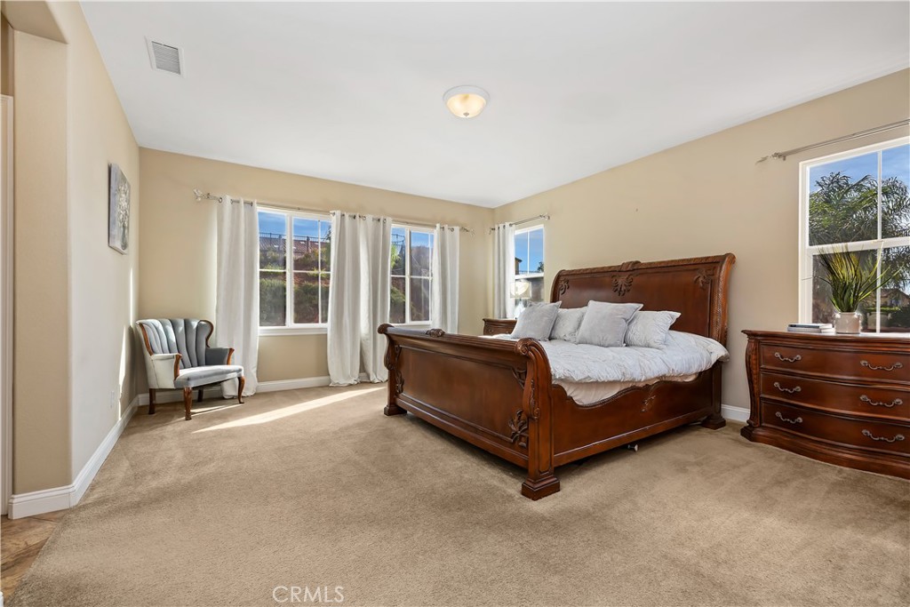 MLS #OC25180600 image #33