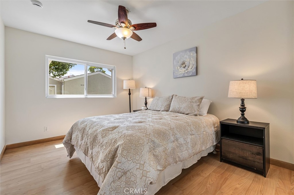 MLS #OC25180726 image #21